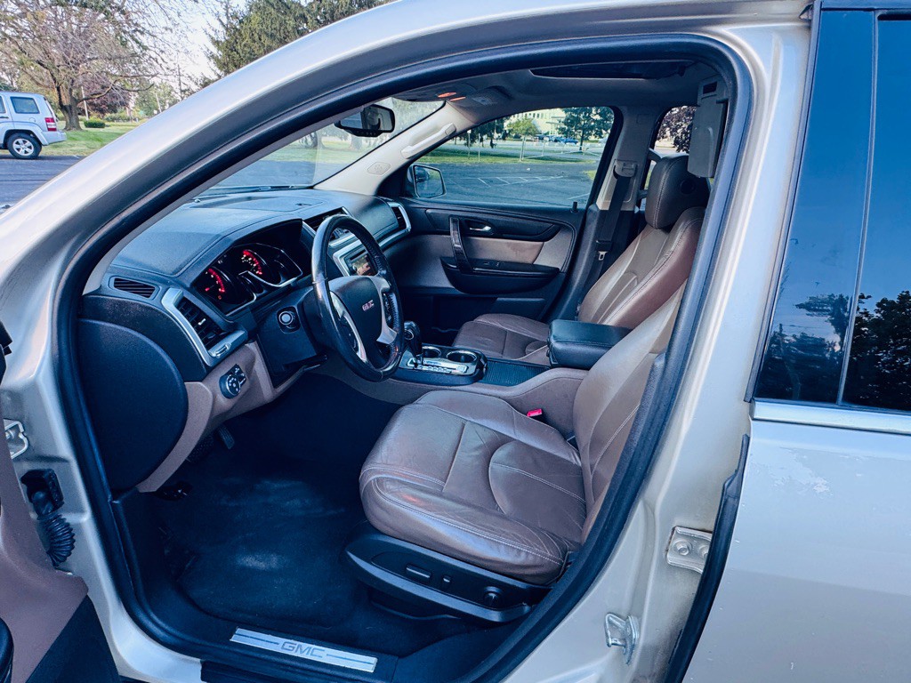 2016 GMC Acadia Image 10