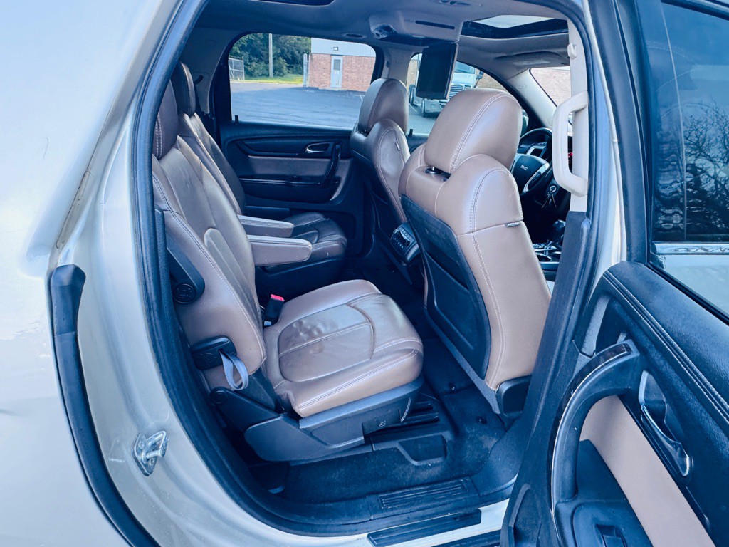 2016 GMC Acadia Image 13
