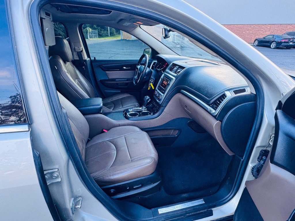 2016 GMC Acadia Image 14