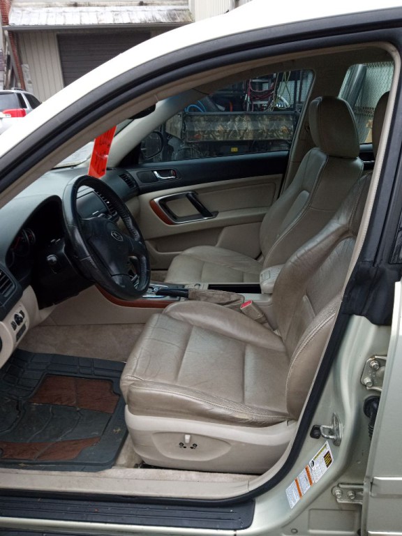 2006 Subaru Legacy Image 3