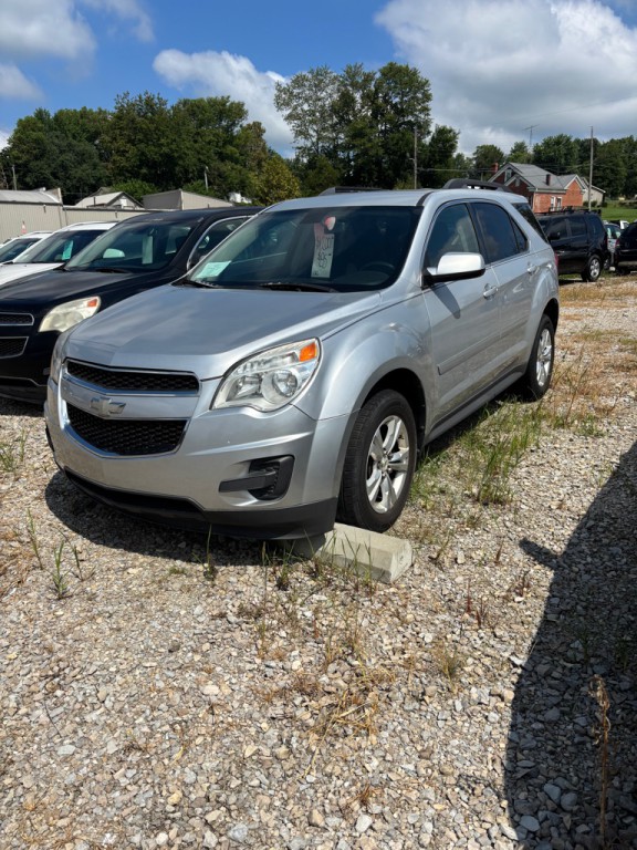 2011 Chevrolet Equinox Image 2