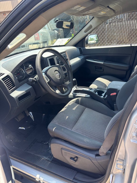 2008 Jeep Grand Cherokee Image 4