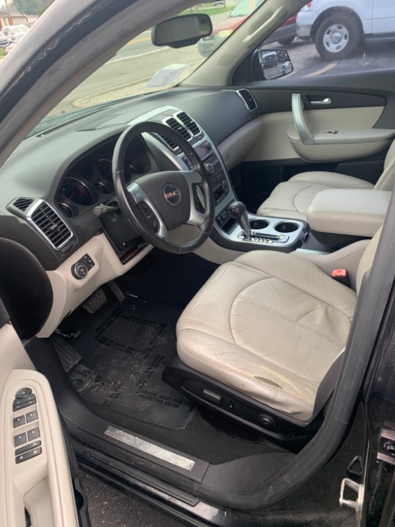 2007 GMC Acadia Image 3