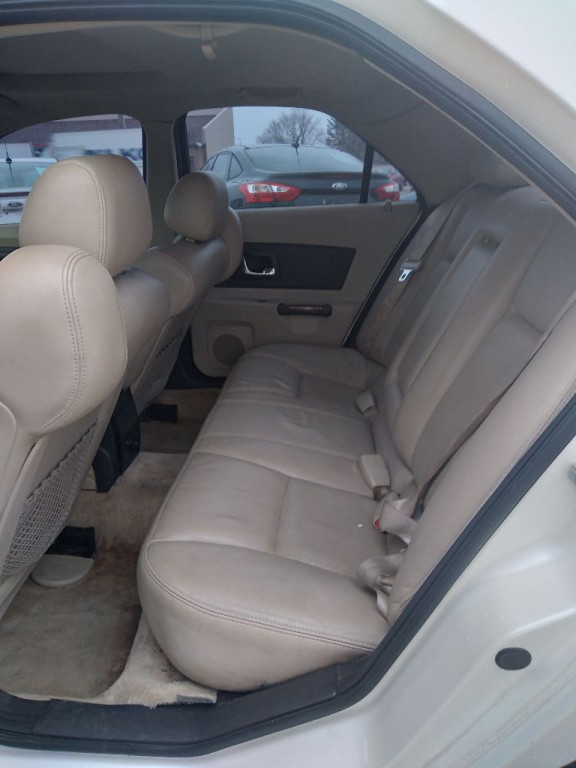 2003 Cadillac CTS Image 5