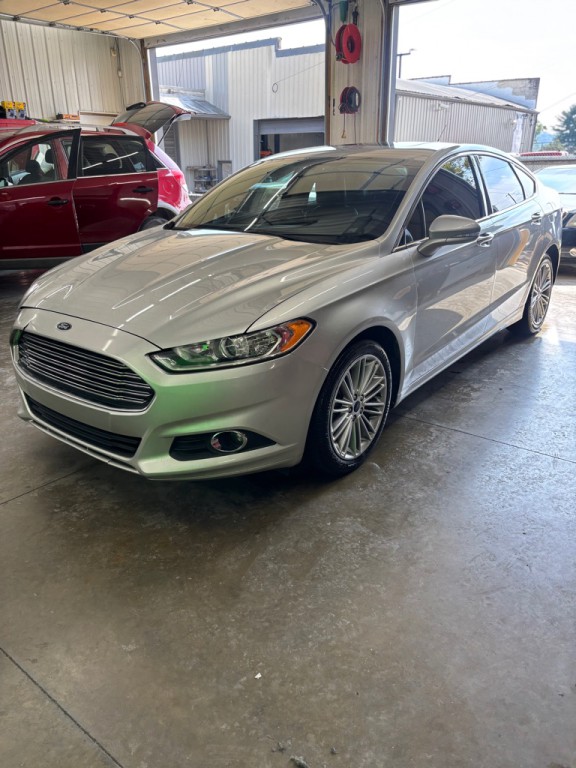 2014 Ford Fusion Image 2