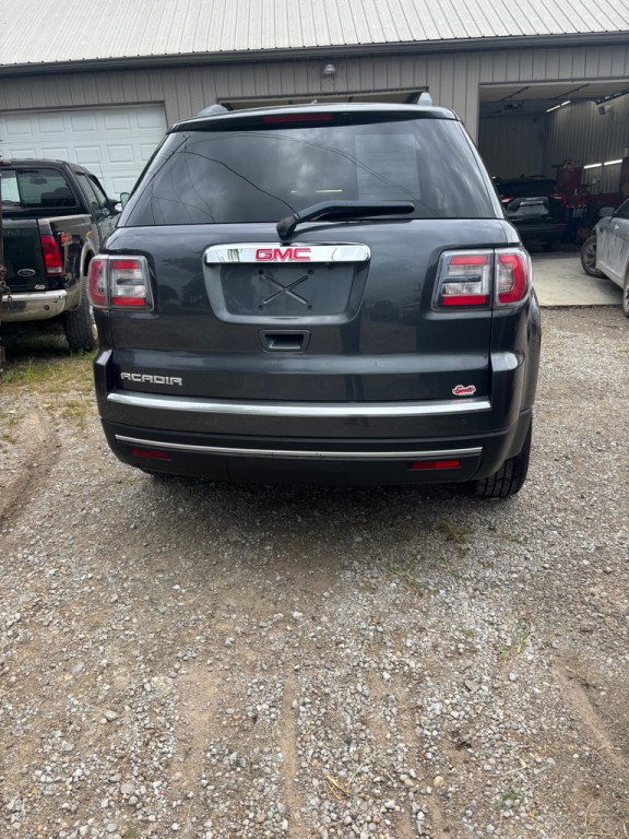2014 GMC Acadia Image 3