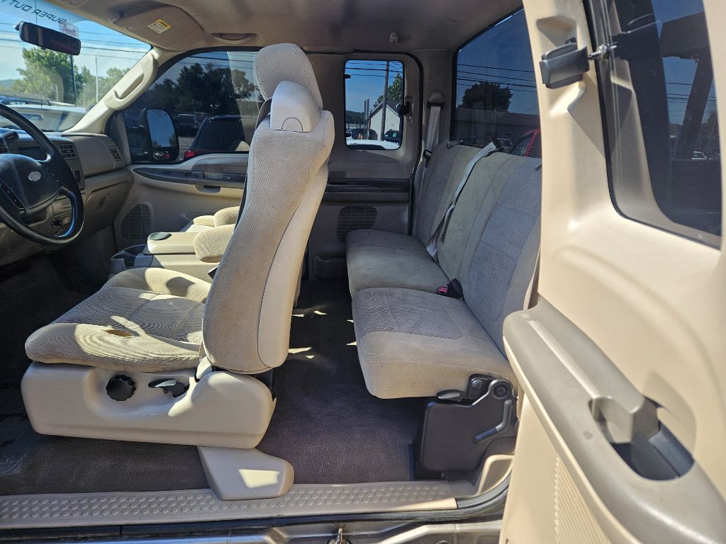 2003 Ford F-350 Image 5