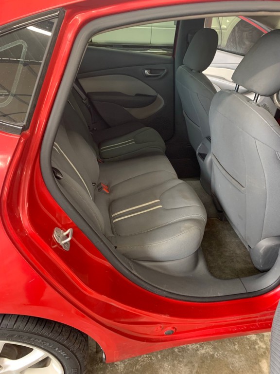 2013 Dodge Dart Image 2