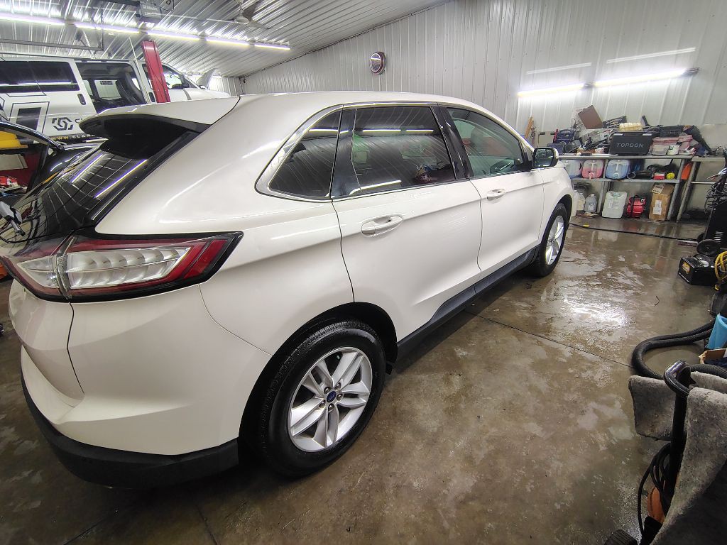 2017 Ford Edge Image 5