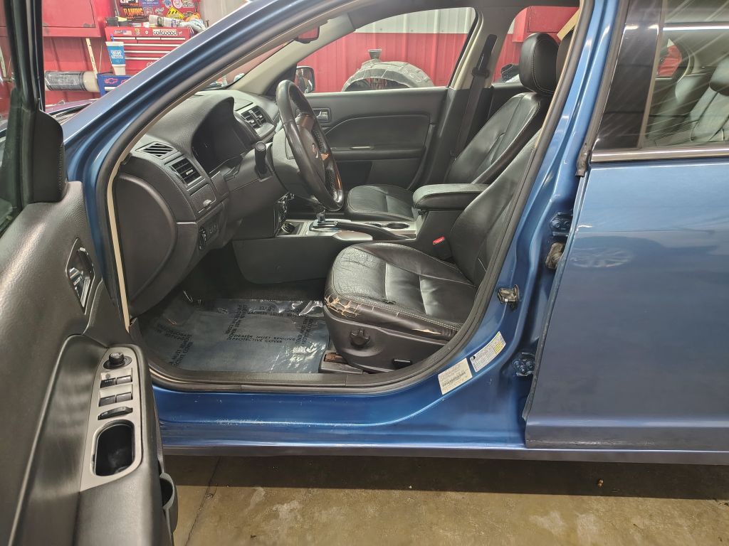 2010 Ford Fusion Image 5