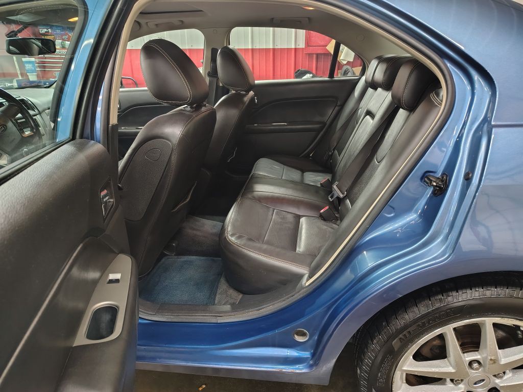 2010 Ford Fusion Image 16