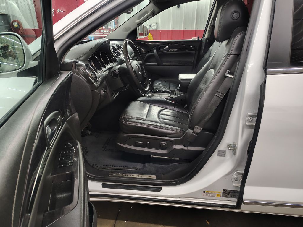 2016 Buick Enclave Image 5