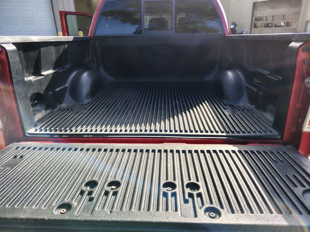 2011 Ford F-150 Image 8