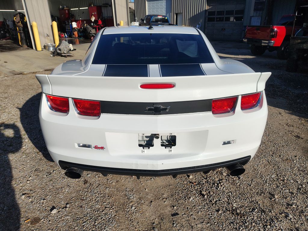 2011 Chevrolet Camaro Image 3