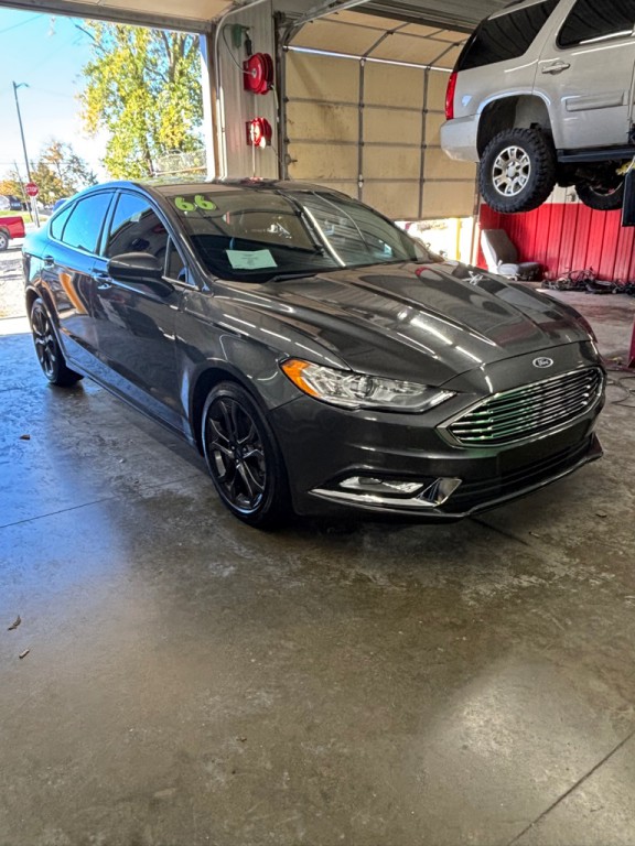 2018 Ford Fusion Image 2