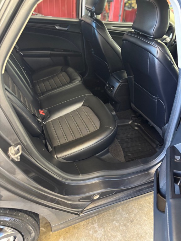 2018 Ford Fusion Image 5