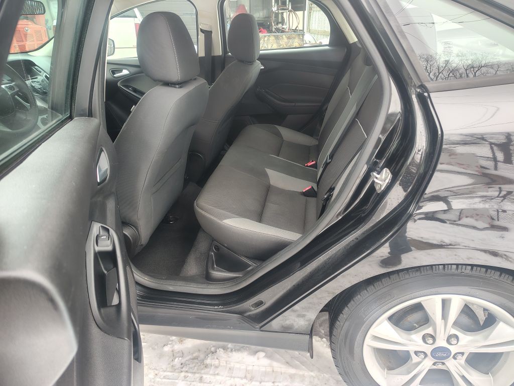 2014 Ford Focus Image 6