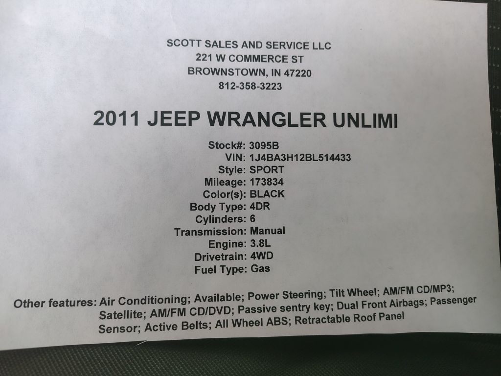 2011 Jeep Wrangler Unlimited Image 10