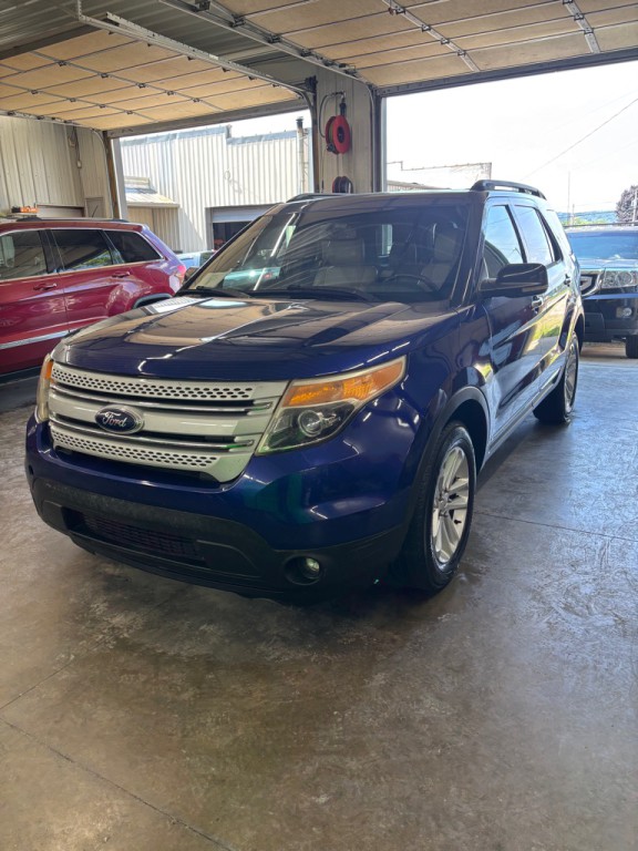 2013 Ford Explorer Image 2