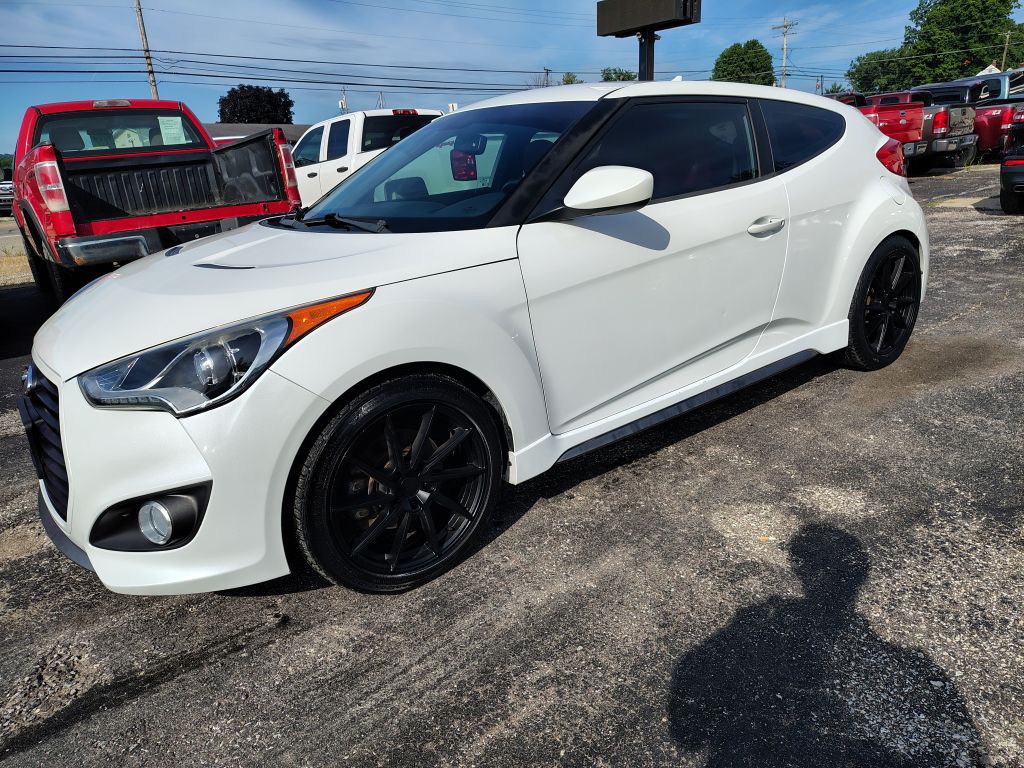 2014 Hyundai Veloster Image 2