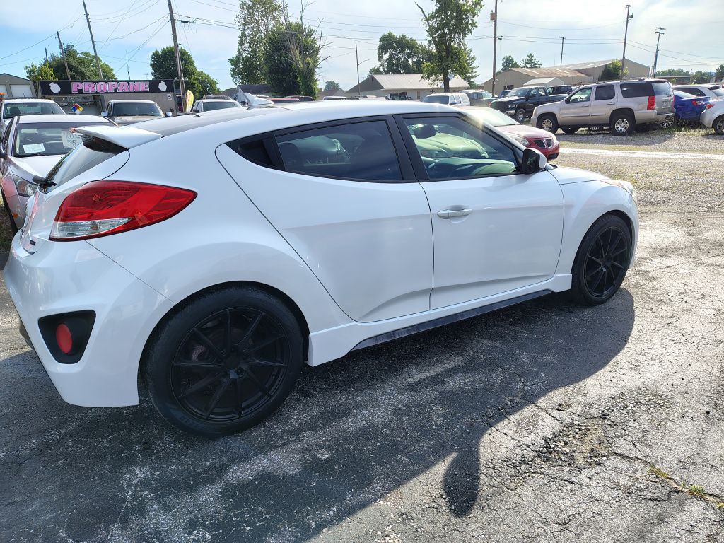 2014 Hyundai Veloster Image 4