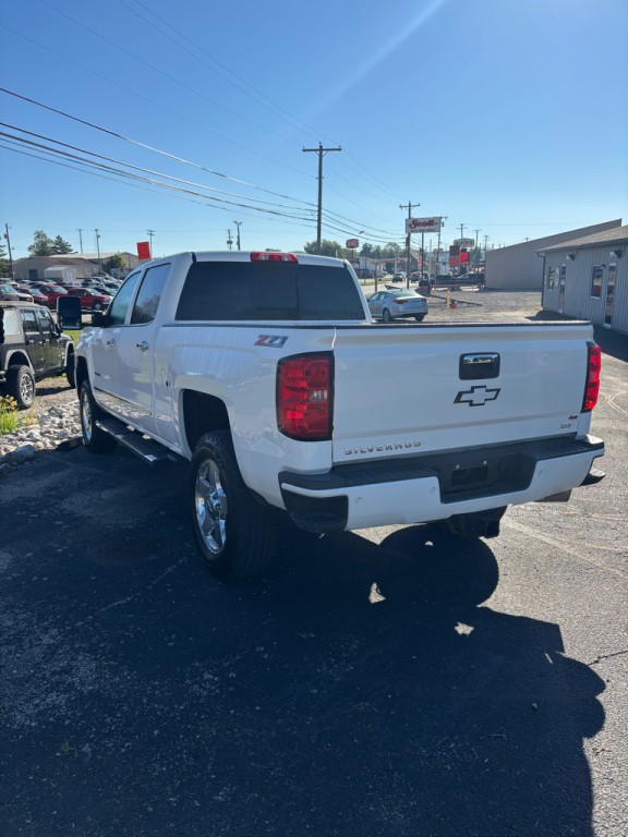 2015 Chevrolet Silverado 1500 Image 4