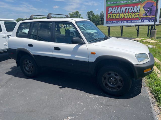 1997 Toyota Rav4 Image 1