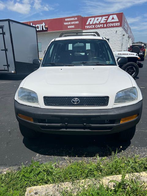 1997 Toyota Rav4 Image 2