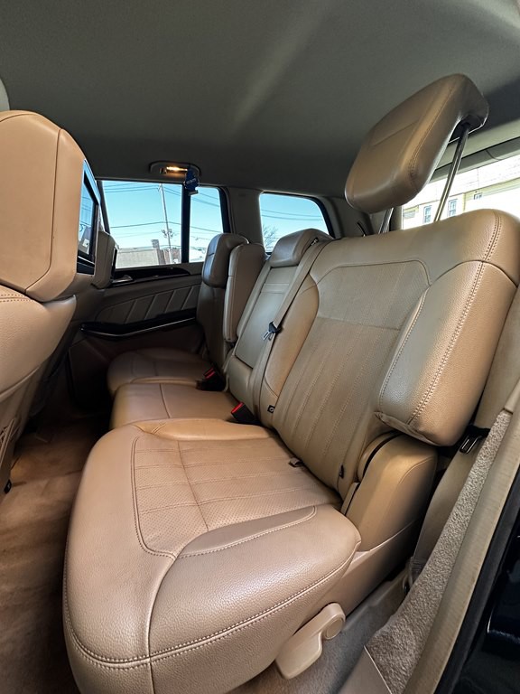 2014 Mercedes-Benz GL-Class Image 15