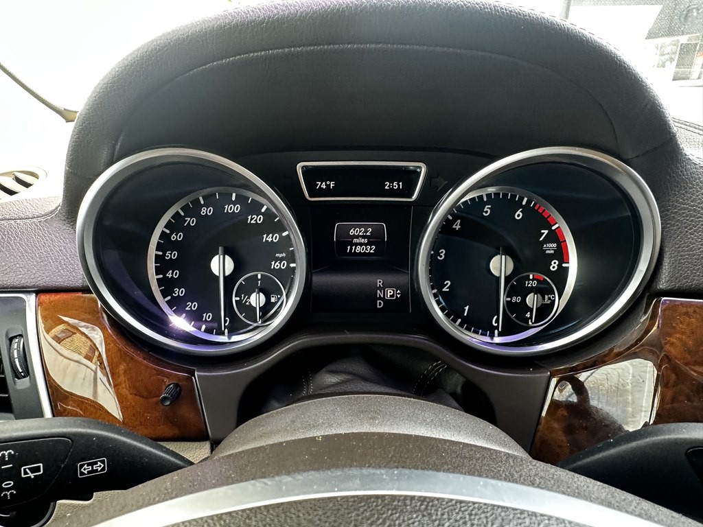 2014 Mercedes-Benz GL-Class Image 9