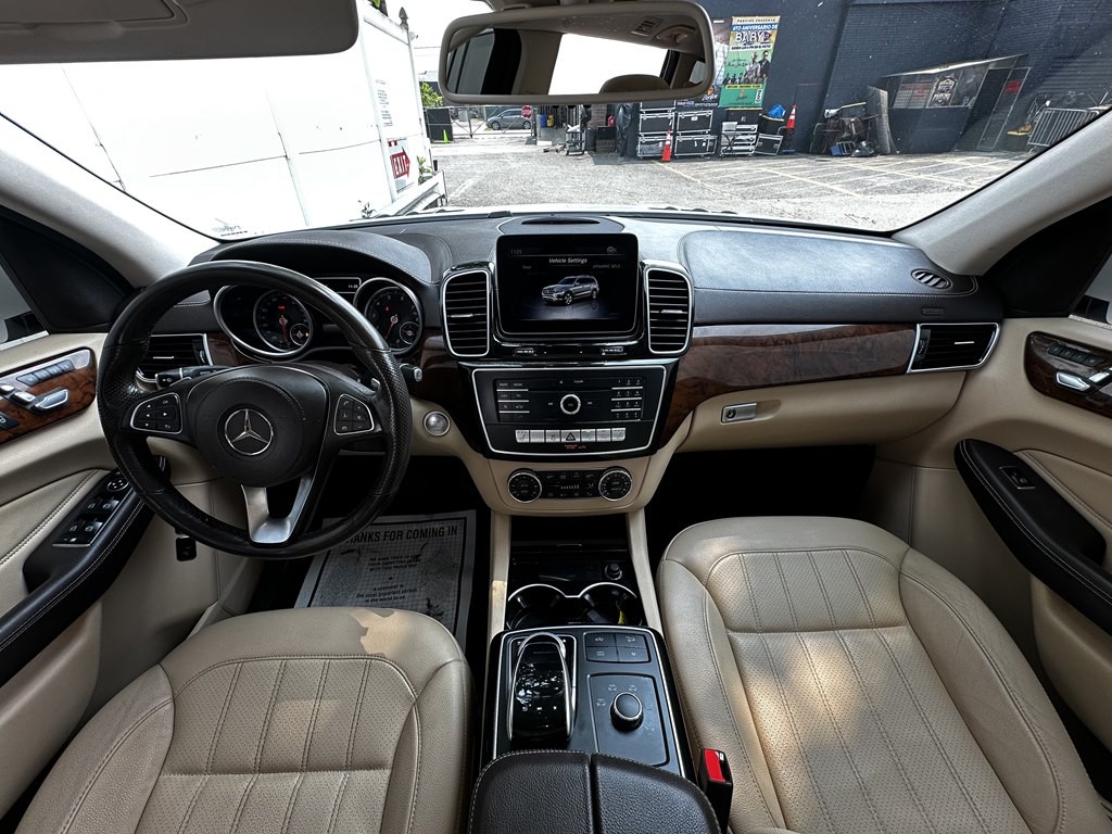 2018 Mercedes-Benz GLS-Class Image 9