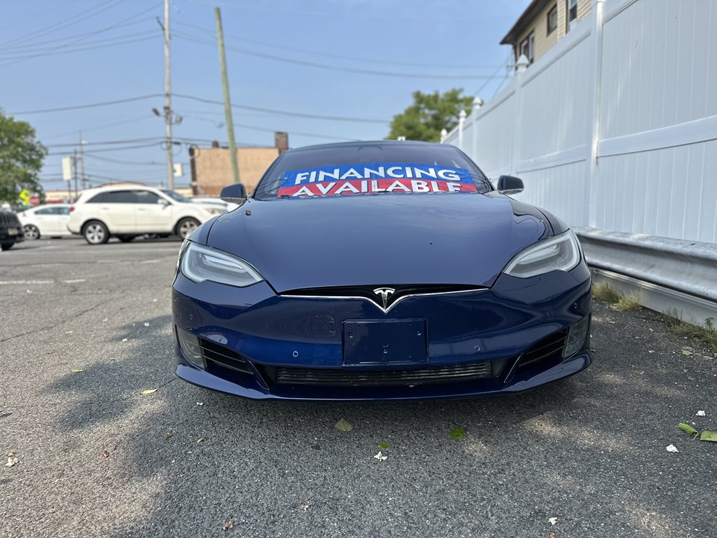 2017 Tesla Model S Image 2