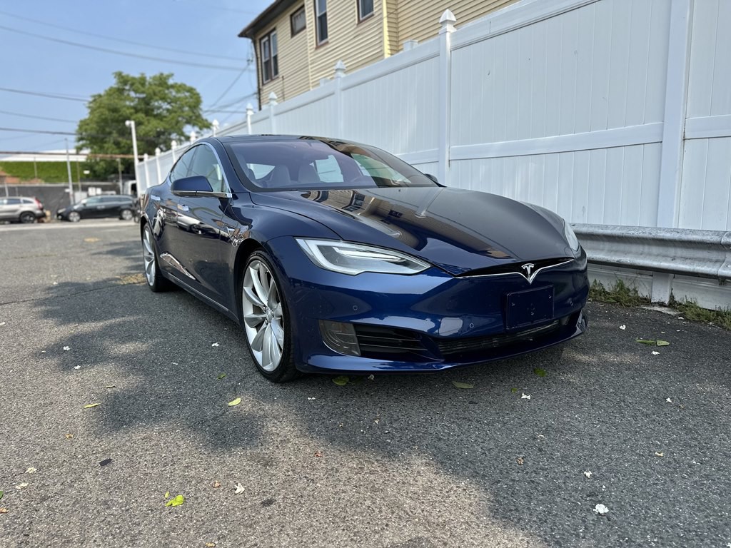 2017 Tesla Model S Image 3