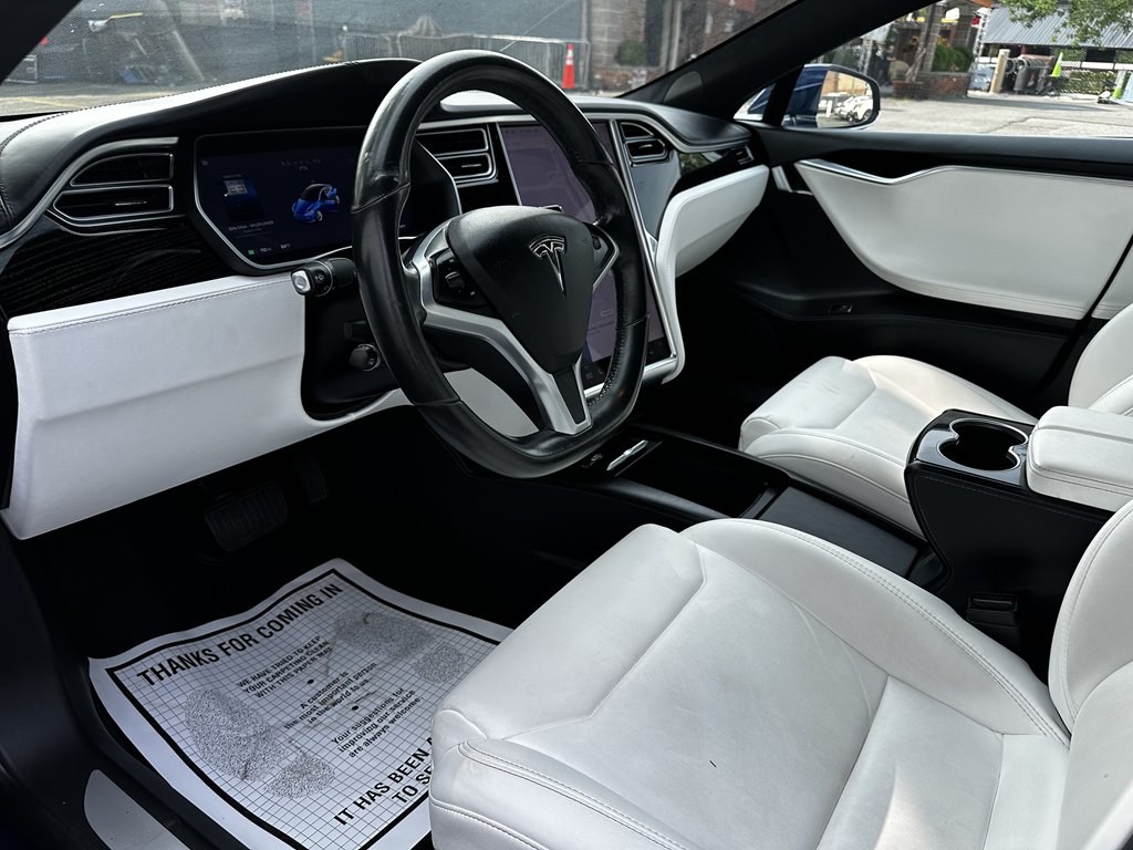 2017 Tesla Model S Image 10