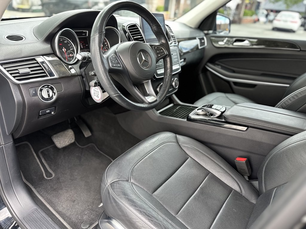2017 Mercedes-Benz GLS-Class Image 10