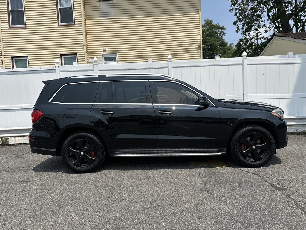 2017 Mercedes-Benz GLS-Class Image 8