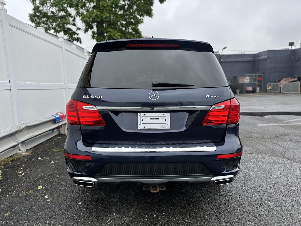 2015 Mercedes-Benz GL-Class Image 6