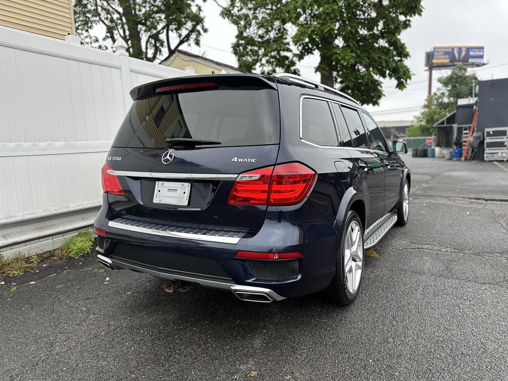 2015 Mercedes-Benz GL-Class Image 7