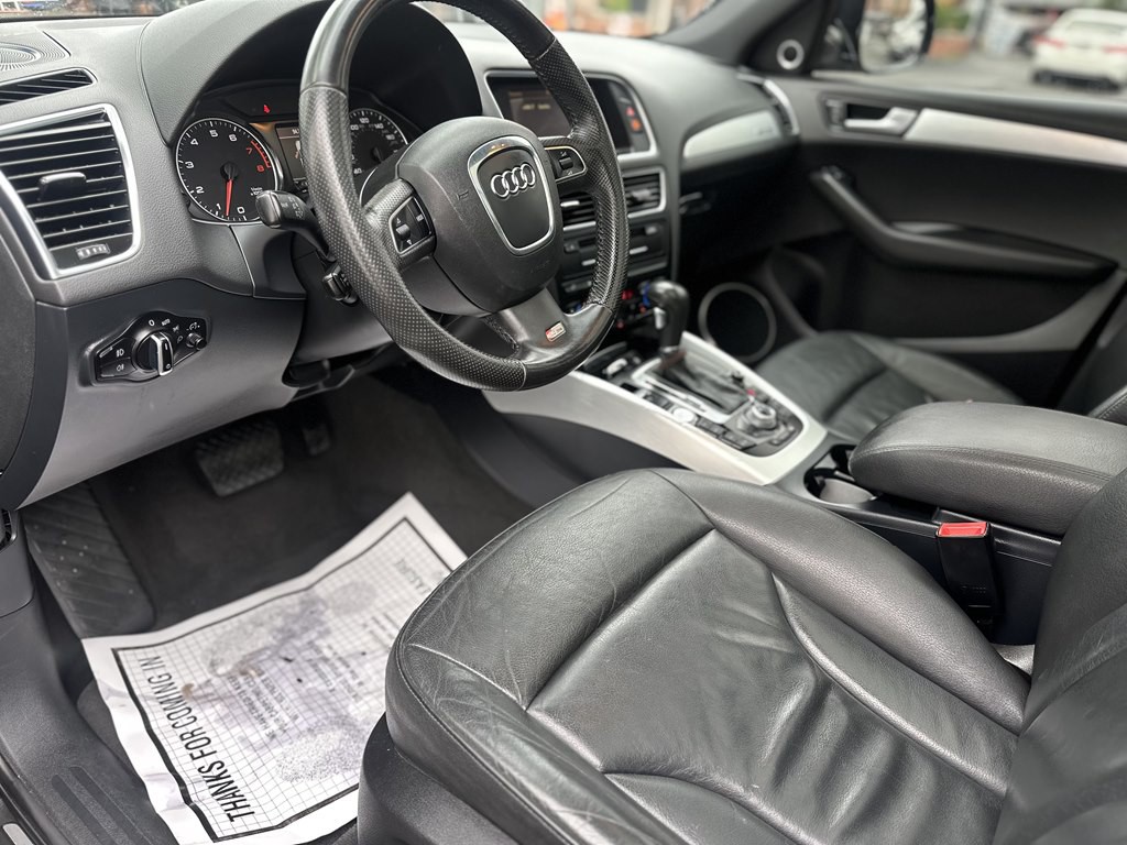 2011 Audi Q5 Image 10