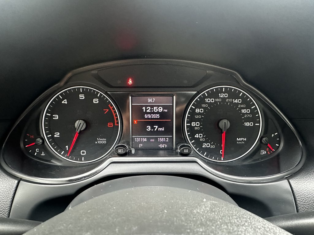 2011 Audi Q5 Image 11