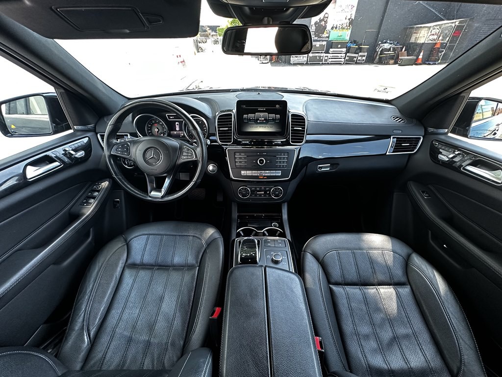 2017 Mercedes-Benz GLS-Class Image 9