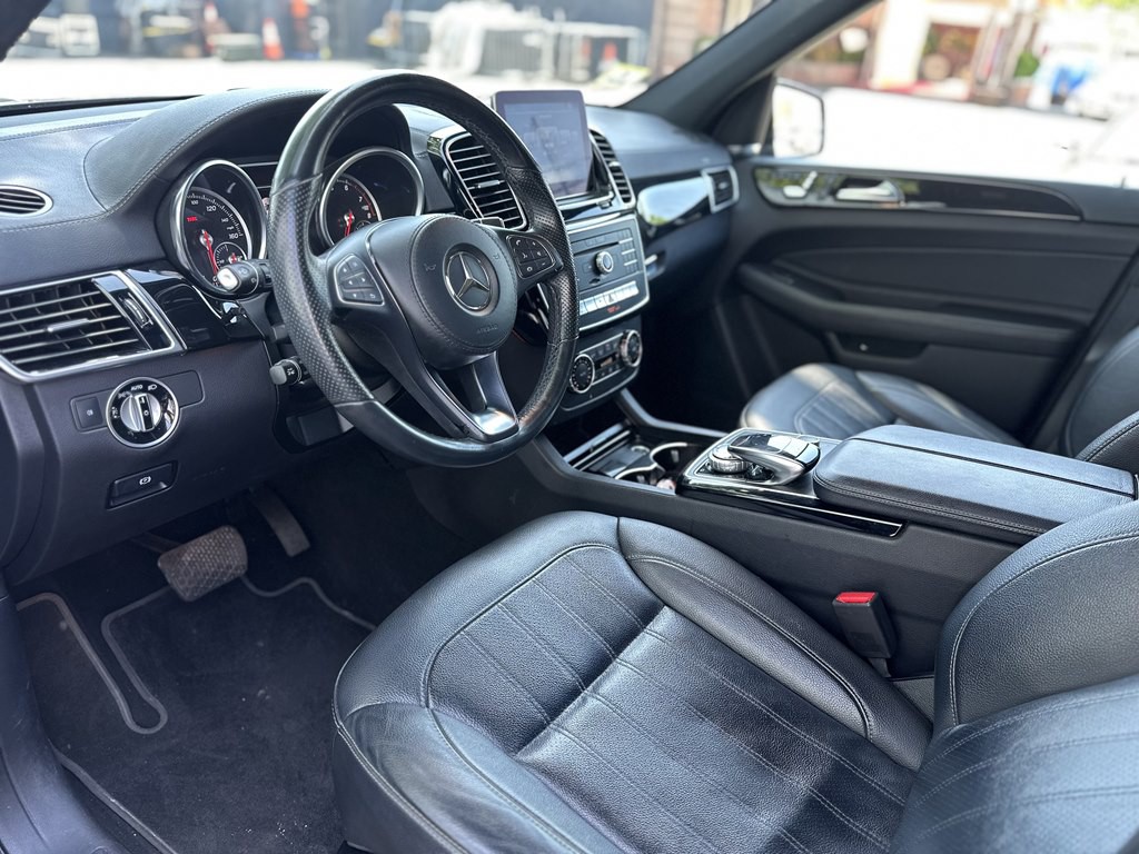 2017 Mercedes-Benz GLS-Class Image 10