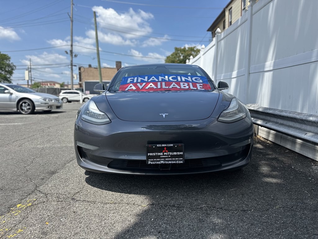 2018 Tesla Model 3 Image 2
