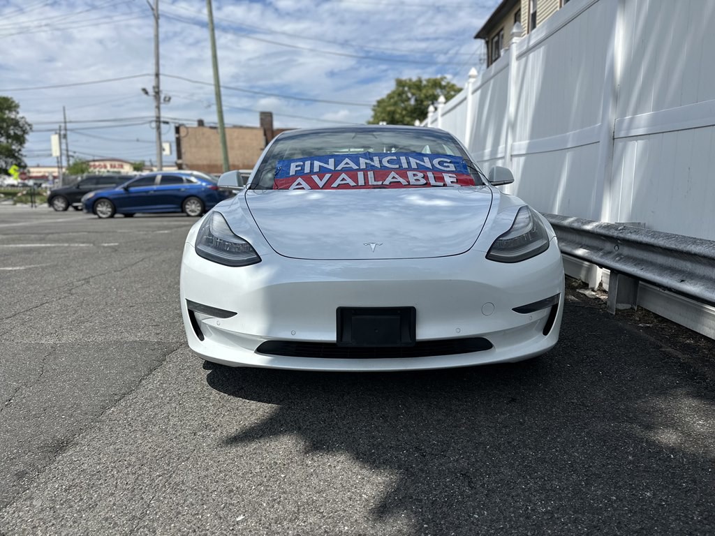 2018 Tesla Model 3 Image 2