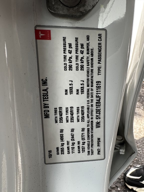 2018 Tesla Model 3 Image 16