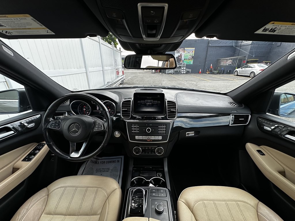 2017 Mercedes-Benz GLS-Class Image 9