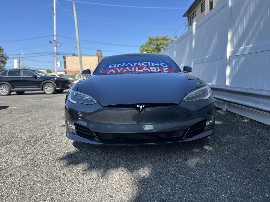 2017 Tesla Model S Image 2