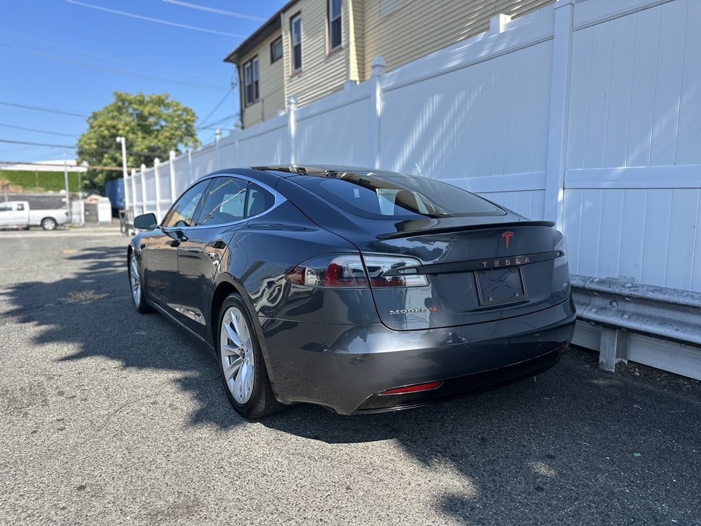 2017 Tesla Model S Image 5