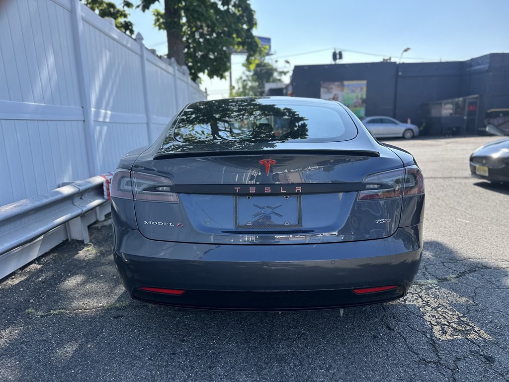 2017 Tesla Model S Image 6