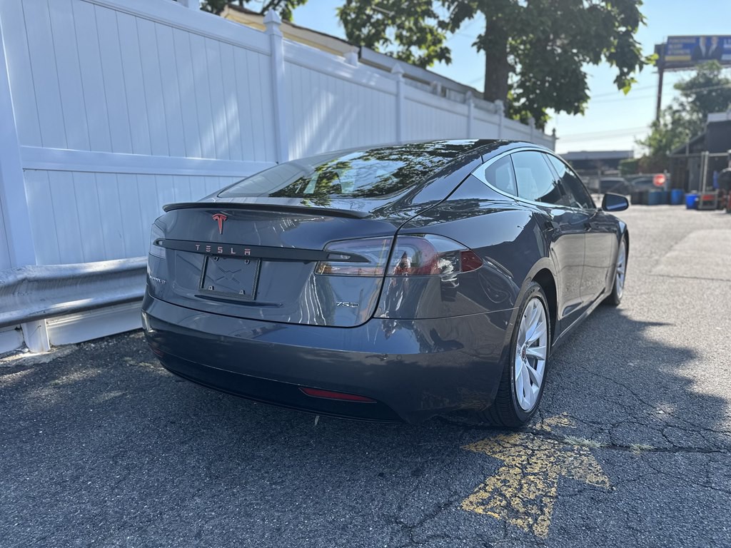 2017 Tesla Model S Image 7
